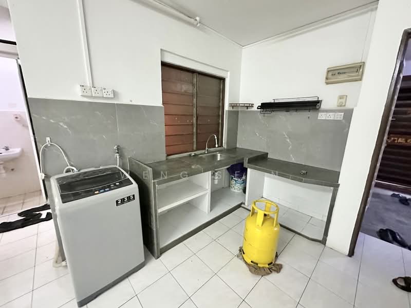 Pangsapuri untuk Disewa di Halaman Kenanga - Weng Sern - Kitchen - PropertyGuru.com.my
