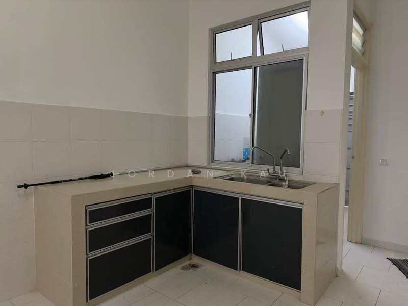 1-storey Terraced House for Sale in Setia Eco Gardens (Gelang Patah) - Jordan Kau - Kitchen - PropertyGuru.com.my