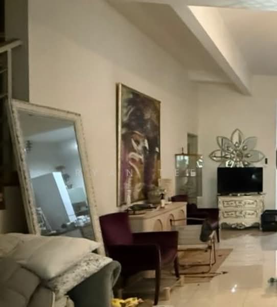 3-storey Terraced House for Sale in Cheras (Kuala Lumpur) - Ryan Tee - Living Room - PropertyGuru.com.my