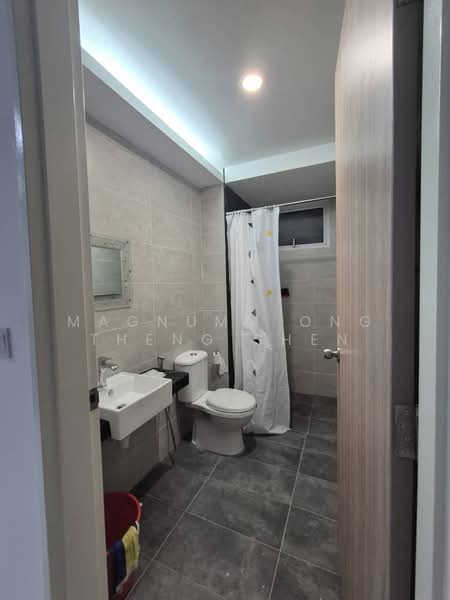 Kondominium untuk Disewa di QuayWest Residence - Magnumm Ong Theng Shen - Bathroom - PropertyGuru.com.my