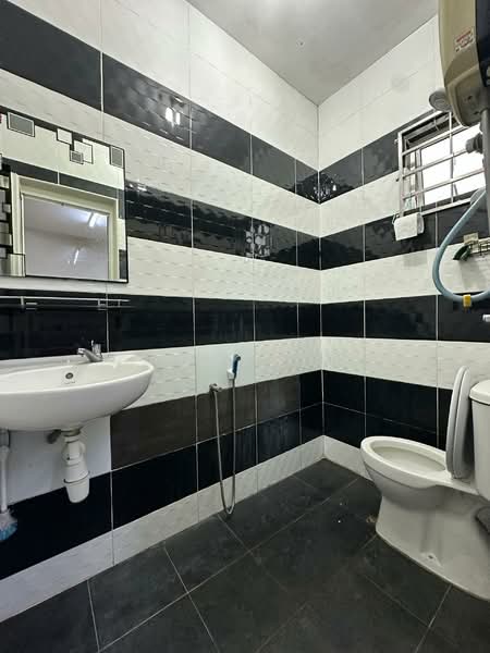 2-storey Terraced House for Sale in Taman Tasek (Johor Bahru) - Agnes . - PropertyGuru.com.my