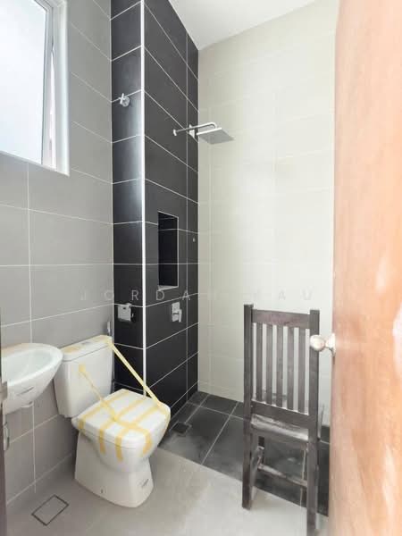 Semi-Detached House for Sale in Johor Bahru (Johor) - Jordan Kau - Bathroom - PropertyGuru.com.my