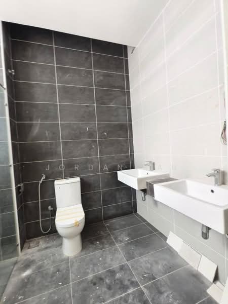 Semi-Detached House for Sale in Johor Bahru (Johor) - Jordan Kau - Bathroom - PropertyGuru.com.my
