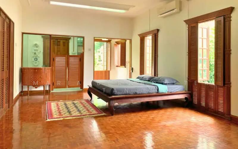Rumah Banglo untuk Dijual di Taman Seputeh (Seputeh) - Maria Bernadette Tan - Bedroom - PropertyGuru.com.my
