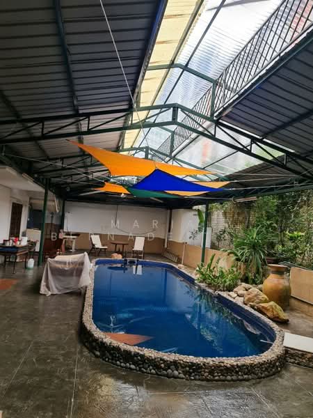 Rumah Banglo untuk Dijual di Taman Seputeh (Seputeh) - Maria Bernadette Tan - Pool - PropertyGuru.com.my