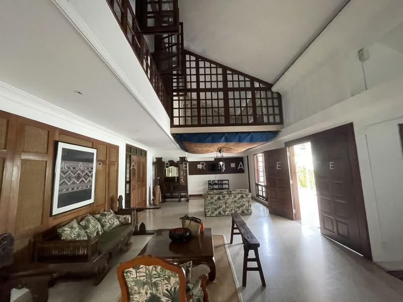 Rumah Banglo untuk Dijual di Taman Seputeh (Seputeh) - Maria Bernadette Tan - Living Room - PropertyGuru.com.my