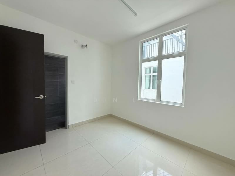 Cluster House for Sale in Mutiara Rini (Skudai) - Robin Lim - Interior - PropertyGuru.com.my