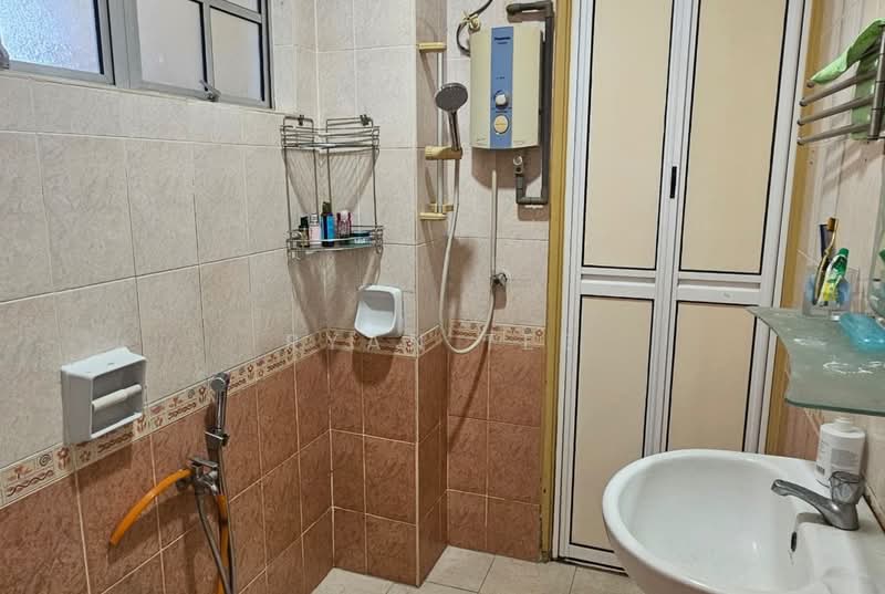 2-storey Terraced House for Sale in Cheras (Kuala Lumpur) - Ryan Tee - Bathroom - PropertyGuru.com.my