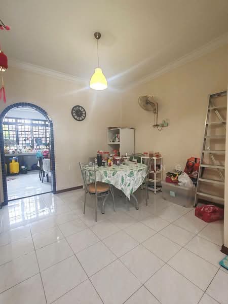 2-storey Terraced House for Sale in Taman Daya (Johor Bahru) - Keith Ching - Dining Room - PropertyGuru.com.my