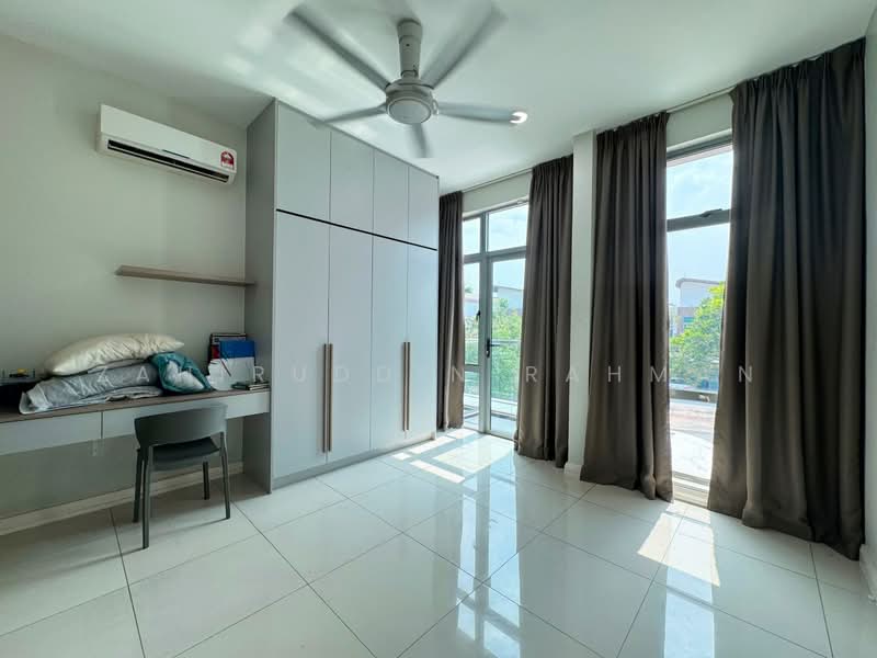 Rumah Teres 2 Tingkat untuk Dijual di Cyberjaya (Selangor) - Zahiruddin Rahman - Bedroom - PropertyGuru.com.my