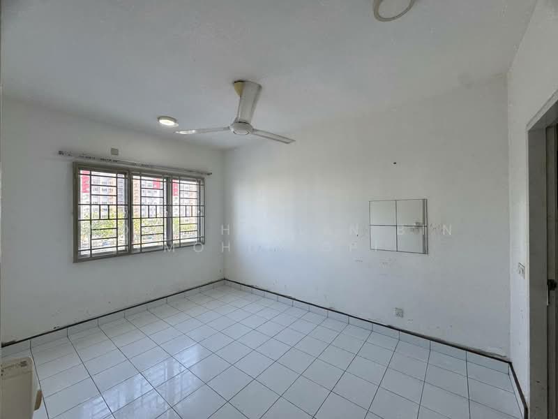 Apartment for Sale at Seri Baiduri - Mohd Hazlan bin Mohd Sopi - Interior - PropertyGuru.com.my
