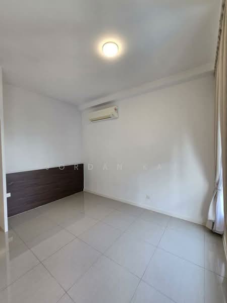 Servis Apartment untuk Dijual di Molek Regency - Jordan Kau - Interior - PropertyGuru.com.my