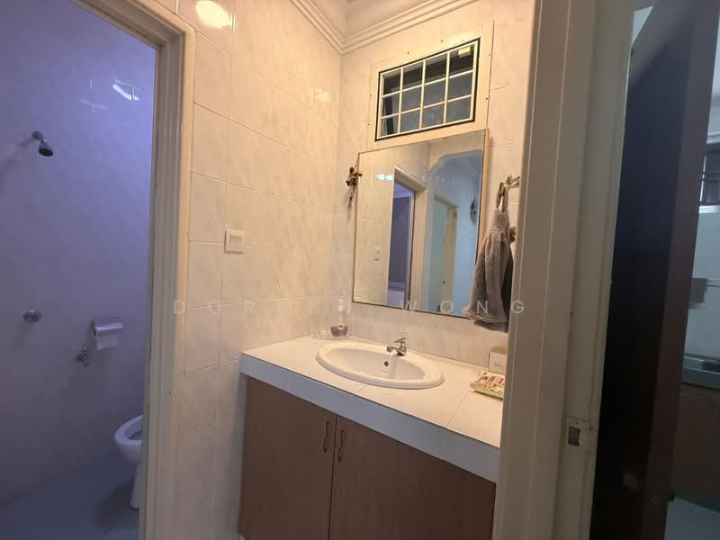 2-storey Terraced House for Sale in Johor Bahru (Johor) - Doreen Wong - Bathroom - PropertyGuru.com.my