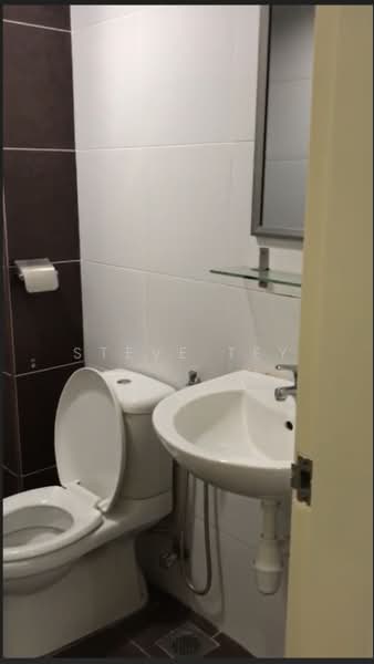 Condominium for Sale at Fairway Suites - Steve Tey - Bathroom - PropertyGuru.com.my