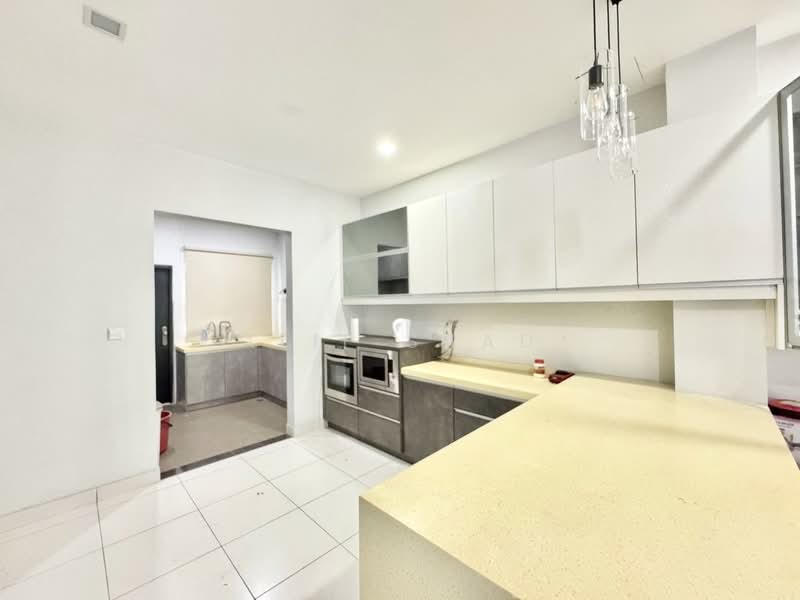 Rumah Teres 3 Tingkat untuk Dijual di Denai Alam (Shah Alam) - Alif Saad - Kitchen - PropertyGuru.com.my