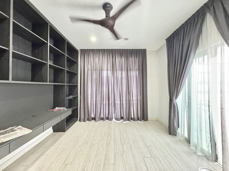 Rumah Teres 3 Tingkat untuk Dijual di Denai Alam (Shah Alam) - Alif Saad - Study - PropertyGuru.com.my