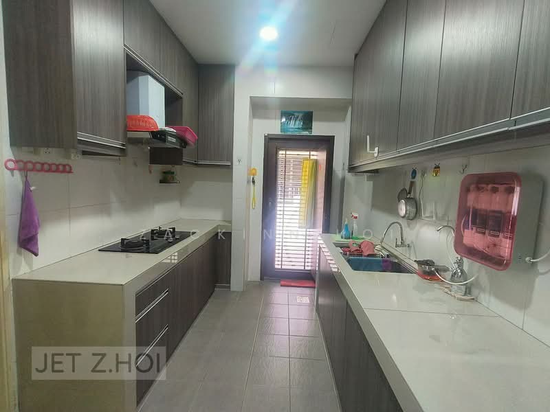 Cluster House for Sale in Bandar Parklands (Klang) - Zackinn Hoi - Kitchen - PropertyGuru.com.my
