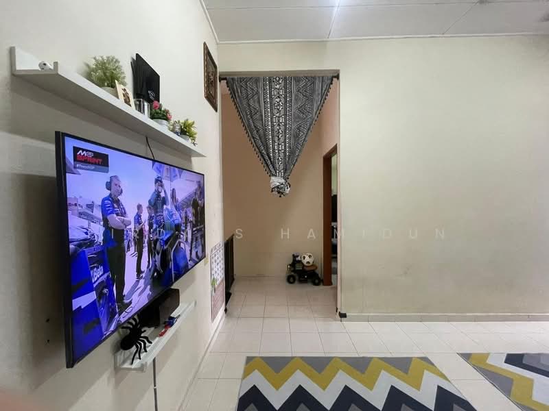 1-storey Terraced House for Sale in Kampung Batu 9 Kebun Baru (Telok Panglima Garang) - Firdaus Hamidun - PropertyGuru.com.my