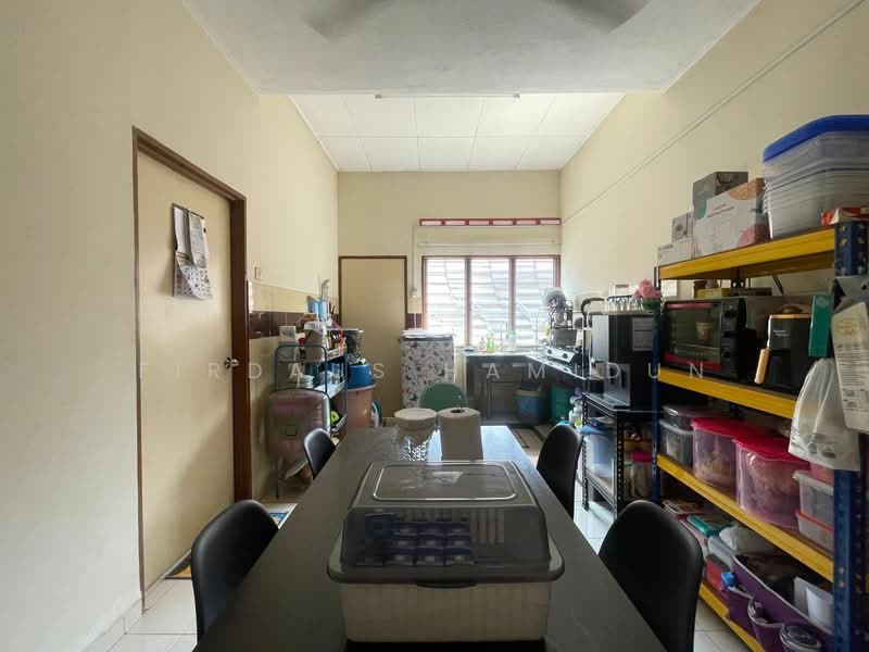 1-storey Terraced House for Sale in Kampung Batu 9 Kebun Baru (Telok Panglima Garang) - Firdaus Hamidun - PropertyGuru.com.my