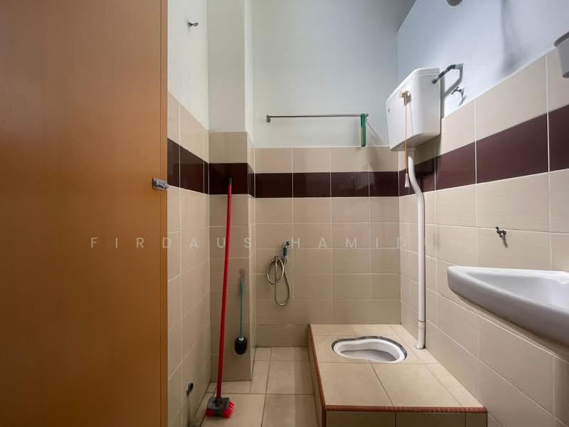 1-storey Terraced House for Sale in Kampung Batu 9 Kebun Baru (Telok Panglima Garang) - Firdaus Hamidun - PropertyGuru.com.my