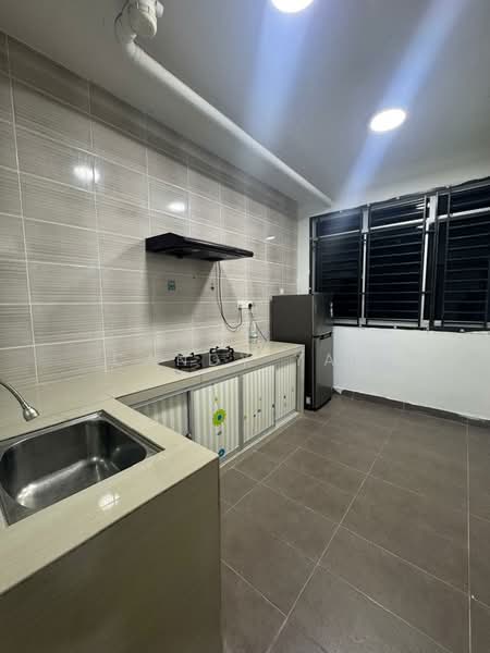 Pangsapuri untuk Disewa di East Bay (Seri Bayan) - Candy Yap - Kitchen - PropertyGuru.com.my