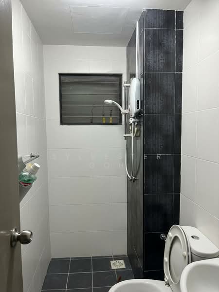 Kondominium untuk Dijual di Ameera Residence - Sylvester Goh - Bathroom - PropertyGuru.com.my