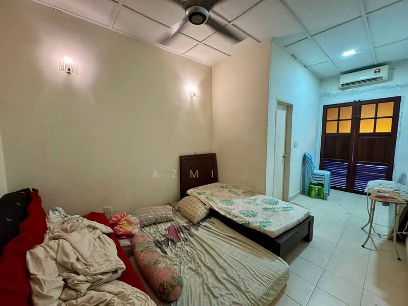 Terraced House for Sale in Bukit Jelutong (Shah Alam) - Azmi . - PropertyGuru.com.my