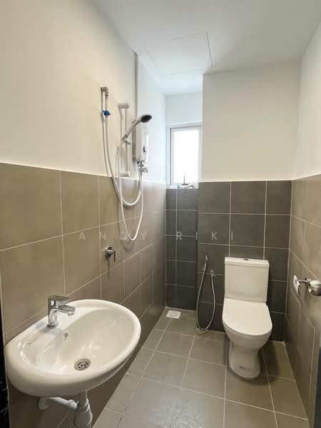 Apartment for Rent at Residensi Akasia Jubilee - Andy Riki - Bathroom - PropertyGuru.com.my
