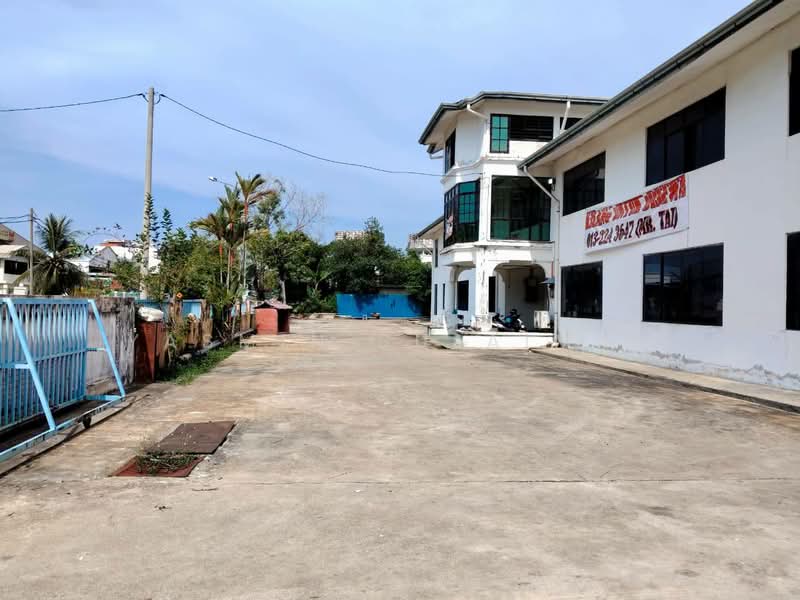 Warehouse for Rent in Kaw Perindustrian Pengkalan Chepa (Kemumin) - Yasmin Sulaiman - Exterior - PropertyGuru.com.my