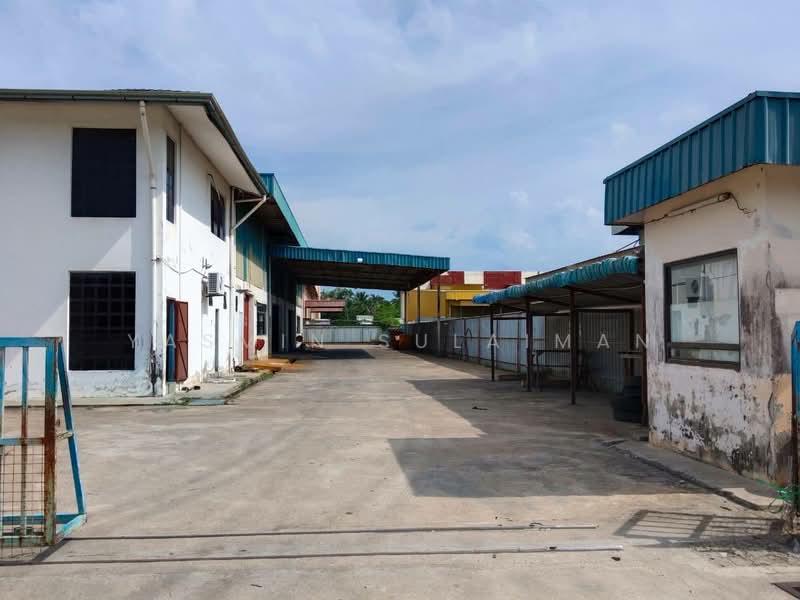 Warehouse for Rent in Kaw Perindustrian Pengkalan Chepa (Kemumin) - Yasmin Sulaiman - Exterior - PropertyGuru.com.my