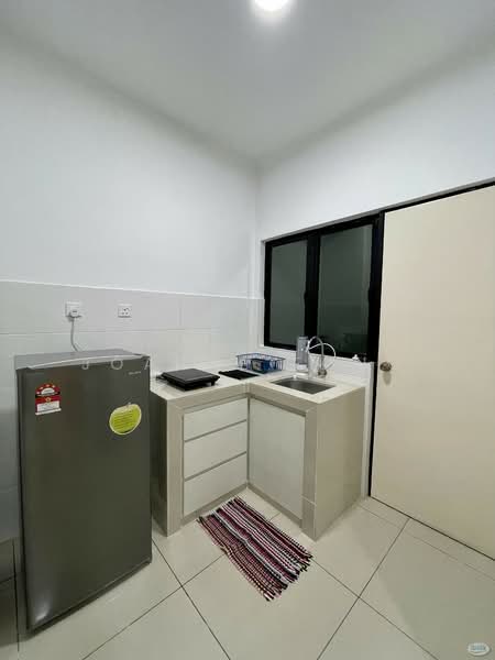 Service Residence for Sale at Sunway Geo Residence - Joanne Fong - Kitchen - PropertyGuru.com.my