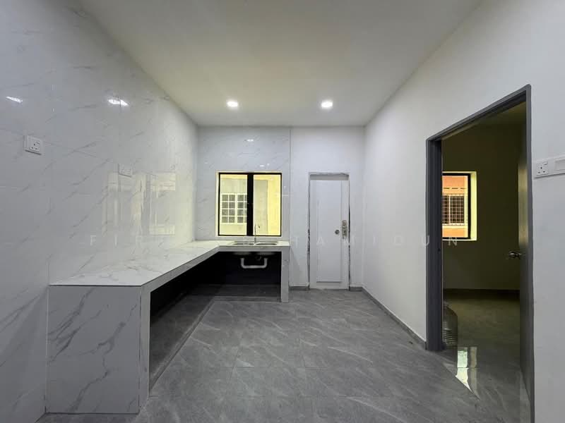 Rumah Teres 1 Tingkat untuk Dijual di Telok Panglima Garang (Selangor) - Firdaus Hamidun - Kitchen - PropertyGuru.com.my