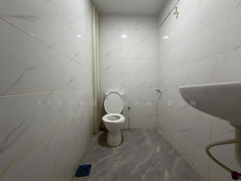 Rumah Teres 1 Tingkat untuk Dijual di Telok Panglima Garang (Selangor) - Firdaus Hamidun - Bathroom - PropertyGuru.com.my
