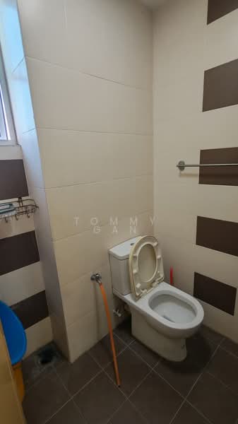 Condominium for Rent at Royale Infinity - Tommy Gan - Bathroom - PropertyGuru.com.my