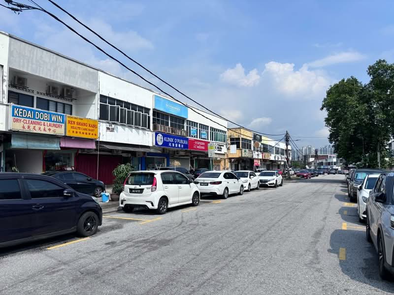 Shop for Rent in Taman Overseas Union (Taman Oug) (Jalan Klang Lama (Old Klang Road)) - ALVIN LIM - Exterior - PropertyGuru.com.my