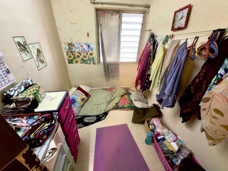 Rumah Flat untuk Dijual di PPR Pantai Ria - Fauran Nawawi - PropertyGuru.com.my