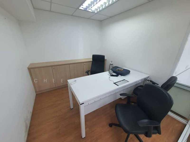 Kedai / Pejabat untuk Disewa di Seksyen U1 (Glenmarie) - Calvin Thong - Study - PropertyGuru.com.my