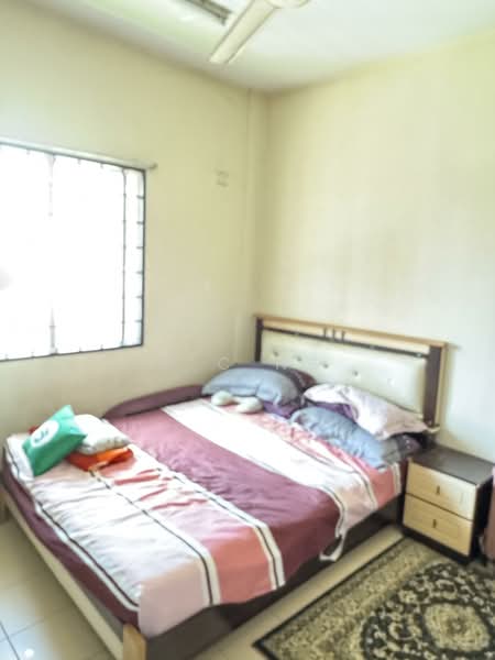Apartment for Sale at Pangsapuri Randa - N C Ng - Bedroom - PropertyGuru.com.my