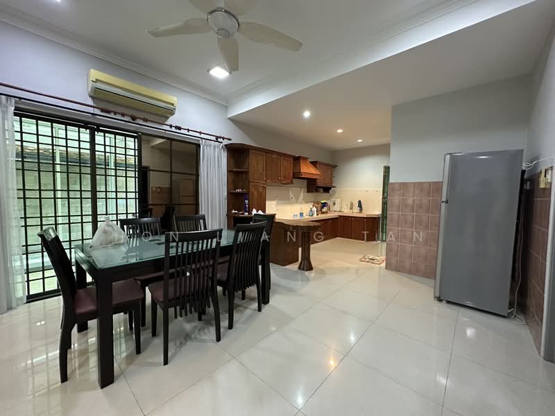 Semi-Detached House for Rent in Taman Song Choon (Ipoh) - Hon Liang Tan - Kitchen - PropertyGuru.com.my