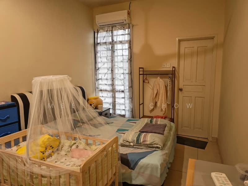 Rumah Bandar untuk Dijual di Petaling Jaya (Selangor) - Mee Kwan Chow - Bedroom - PropertyGuru.com.my