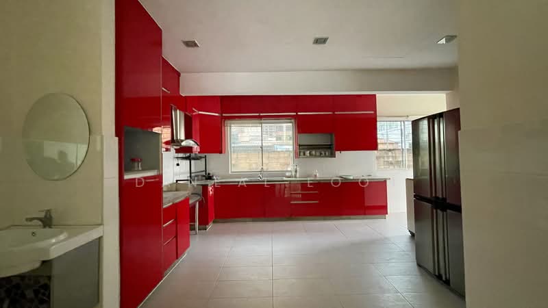 2-storey Terraced House for Rent in Kemuning Utama (Shah Alam) - Daneal Eoon - Kitchen - PropertyGuru.com.my