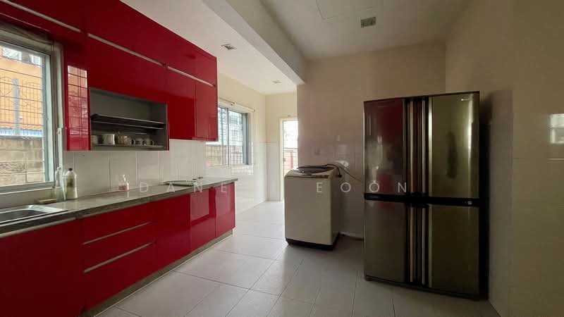 2-storey Terraced House for Rent in Kemuning Utama (Shah Alam) - Daneal Eoon - Kitchen - PropertyGuru.com.my