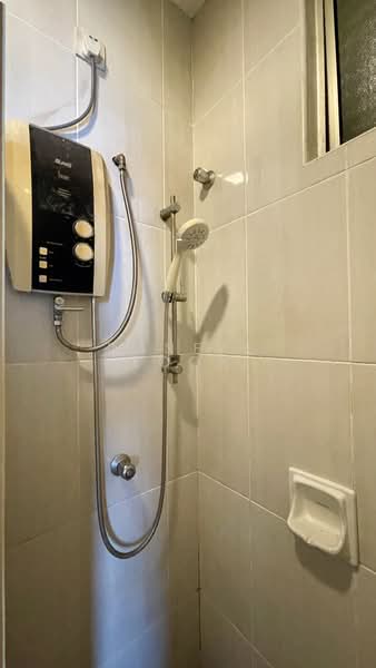 2-storey Terraced House for Rent in Kemuning Utama (Shah Alam) - Daneal Eoon - Bathroom - PropertyGuru.com.my