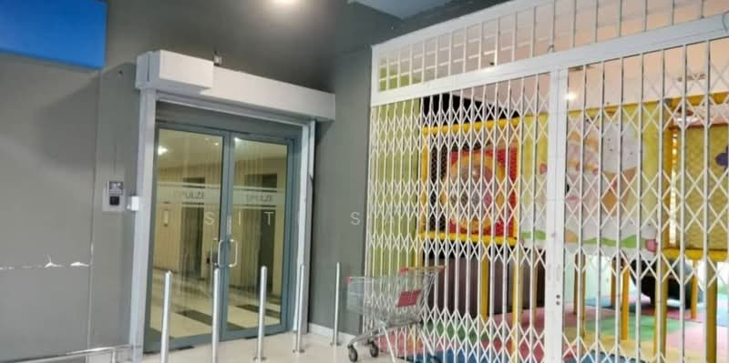 Servis Apartment untuk Disewa di D'Pulze Cyberjaya - Siti Salwa - Entrance - PropertyGuru.com.my