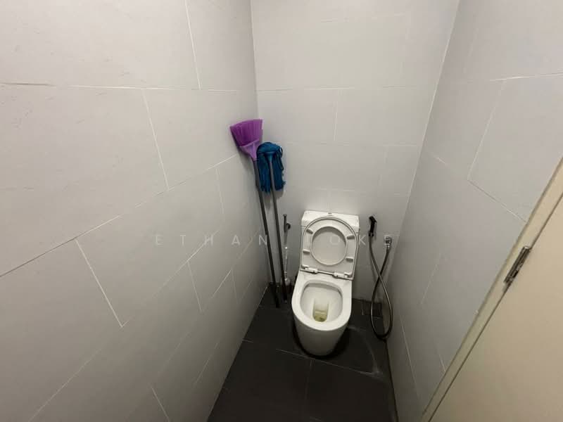 3-storey Terraced House for Rent in Rawang (Selangor) - Ethan Loke - Bathroom - PropertyGuru.com.my