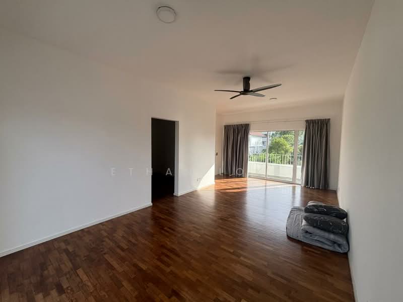3-storey Terraced House for Rent in Rawang (Selangor) - Ethan Loke - Living Room - PropertyGuru.com.my