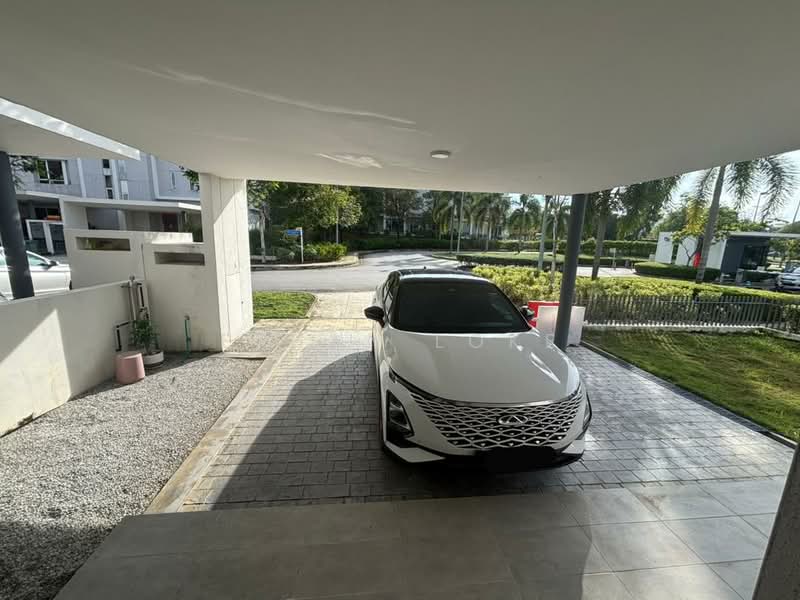 3-storey Terraced House for Rent in Rawang (Selangor) - Ethan Loke - Exterior - PropertyGuru.com.my