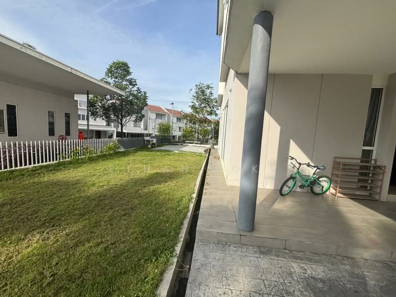 3-storey Terraced House for Rent in Rawang (Selangor) - Ethan Loke - Exterior - PropertyGuru.com.my