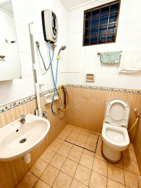 Rumah Teres 2 Tingkat untuk Dijual di BANDAR PUCHONG JAYA (Puchong) - Yoke Leng Sew - Bathroom - PropertyGuru.com.my
