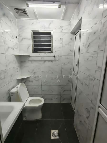 Rumah Teres 2 Tingkat untuk Dijual di BANDAR PUCHONG JAYA (Puchong) - Yoke Leng Sew - Bathroom - PropertyGuru.com.my